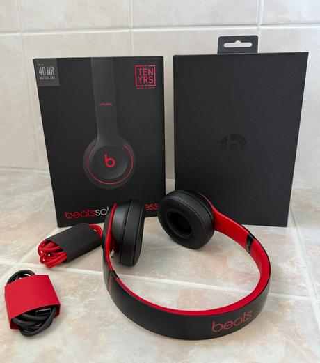 Slúchadlá beats solo3 wireless - limitovaná edícia,