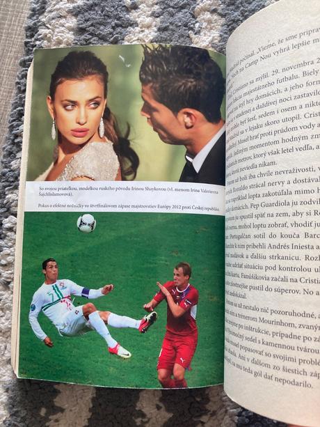 Ronaldo - posadnutý dokonalosťou (2012), 