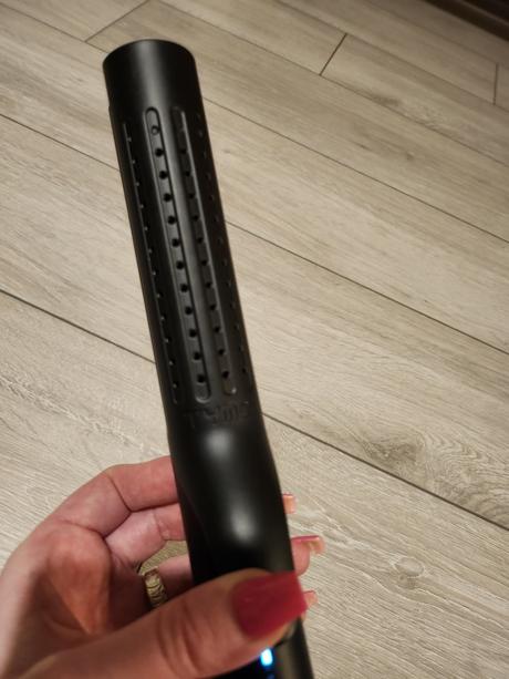 Žehlička na vlasy s prúdením vzduchu a kulma v 1, 