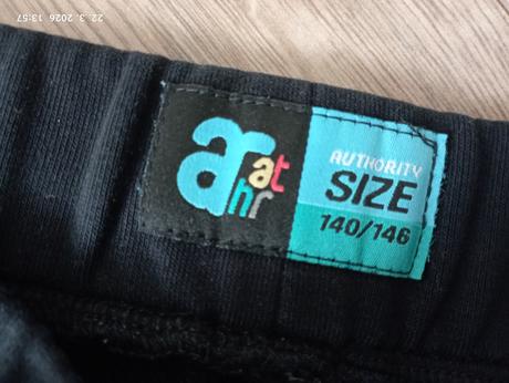 Krásna tepláková súprava (už s poštovným), authority,146