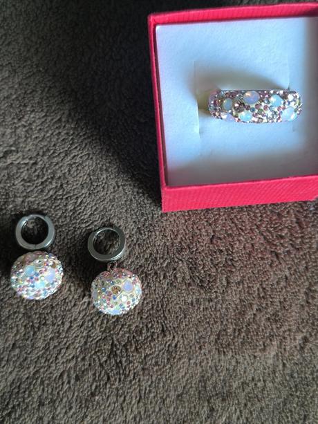 Náušnice a prsteň evolution group, 