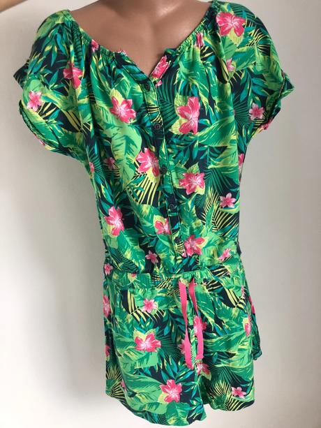 Letný overal s tropickým vzorom, 140