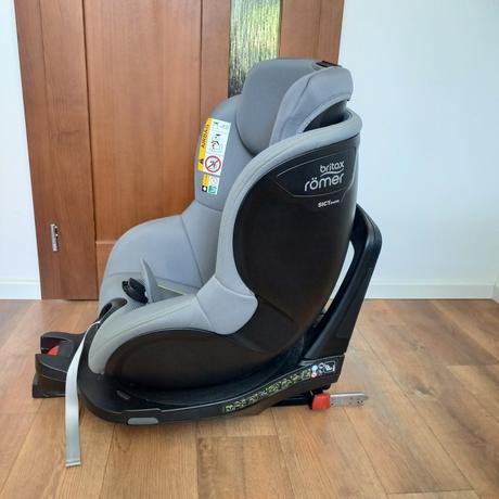Rotačná autosedačka britax-römer dualfix m, britax