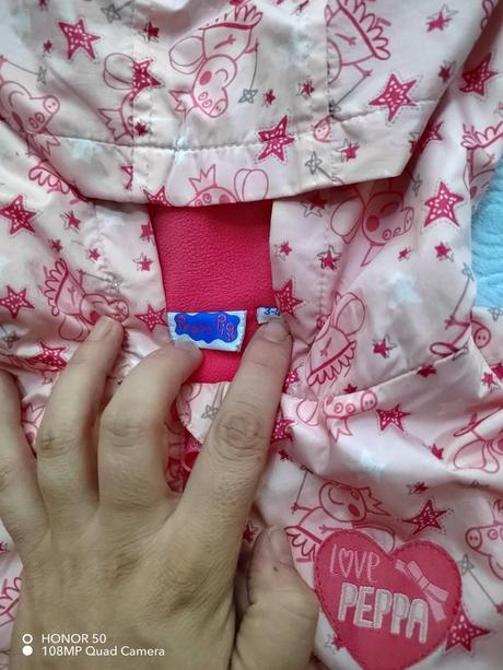 Tenká bundička, 104