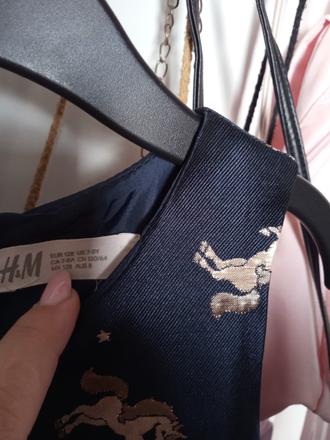 Vianočné šaty, 128