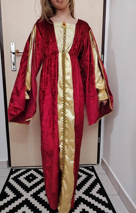 Krásne karnevalové šaty 10/12 rokov, 140