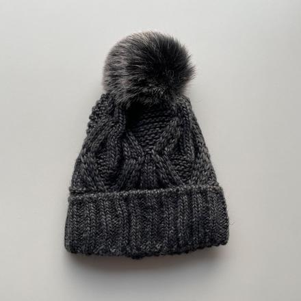 Dámska zateplená čiapka,