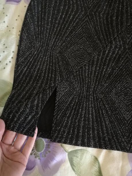 Trblietavá vzorovaná sukňa, m