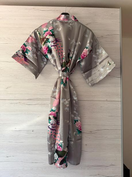 Satenovy zupan / kimono, l / m / s / xs