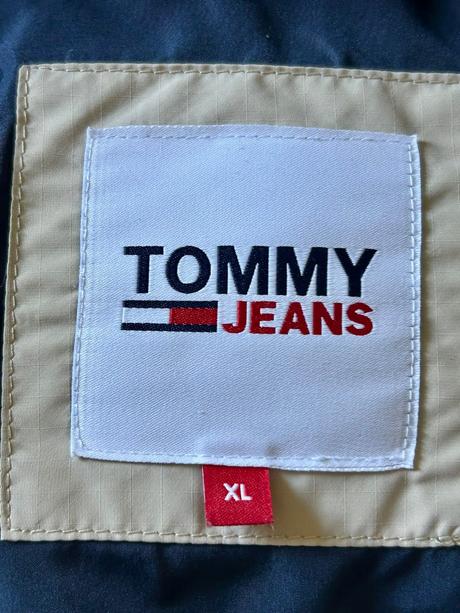 Pánska pérová bunda zn.tommy jeans č.xl, tommy hilfiger,xl