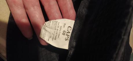 Klobuk a šiltovka, 60