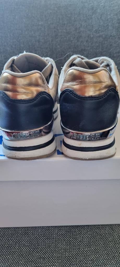 Guess 37, guess,37