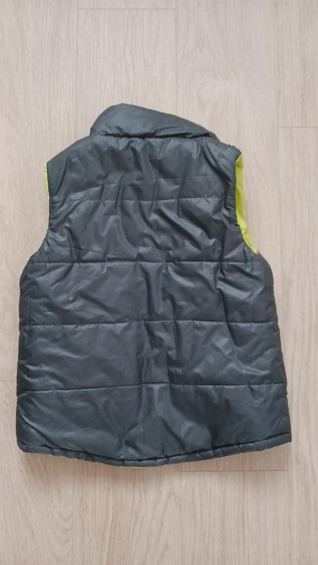 Obojstranná vesta, 134