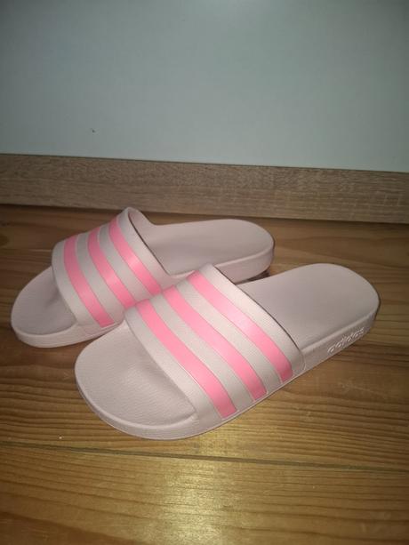 Šľapky, adidas,37