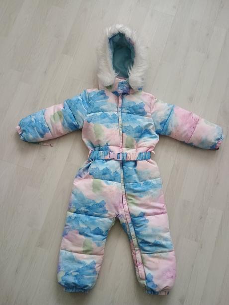 Predám overal s motívom hôr, reserved,104