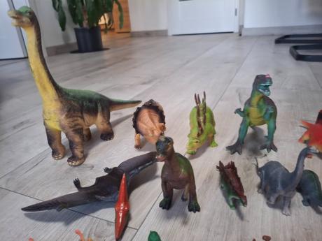 Dinosaury v roznej velkosti, 