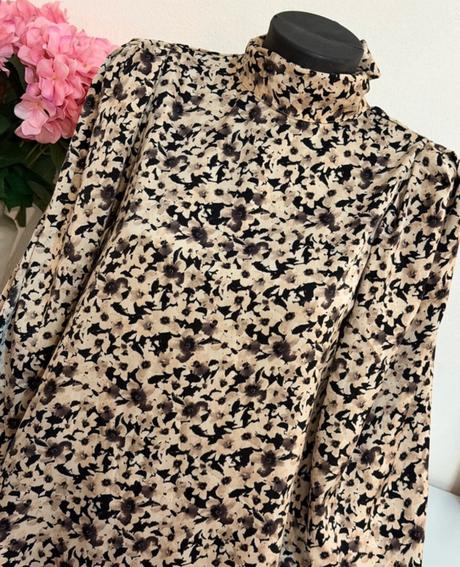 Elegantné vzorované šaty mango s viazaním pri krku, mango,s