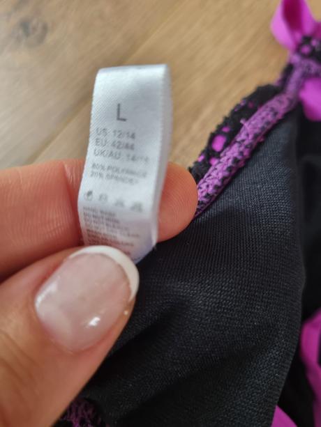 Bikiny s krajkou, relleciga,s