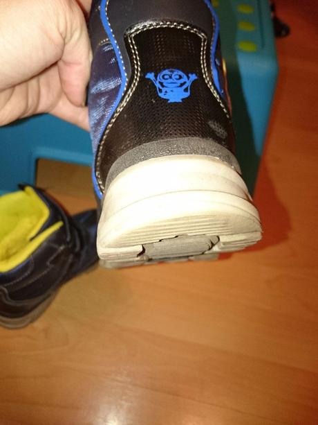 Zimne topanky mimon/minions, 26