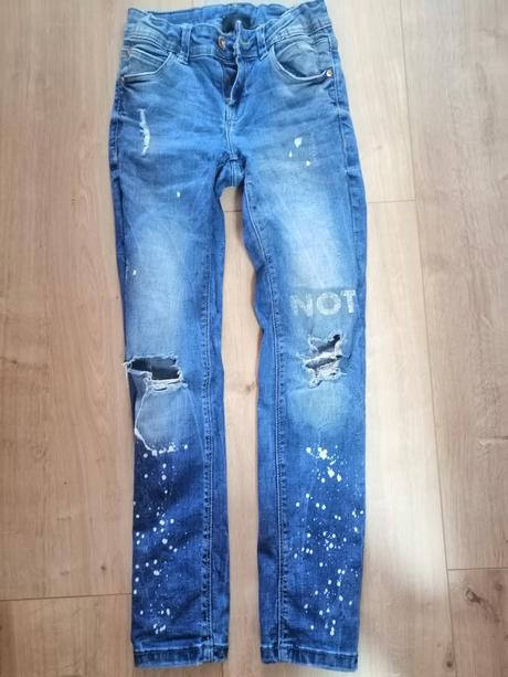 Roztrhané rifle, takko,146