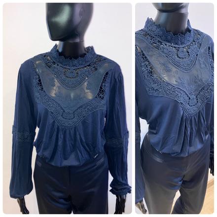 Dámske tričko s čipkou (44-46), xxl