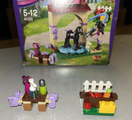 Lego friends - kúpeľ pre žriebätko - komplet, 
