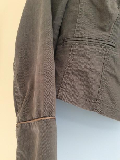 Trendové crop-top sako, 42