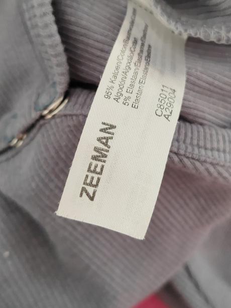 Rebrované zapinacie body, 68