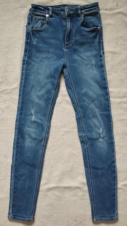 Dievčenské rifle, 146