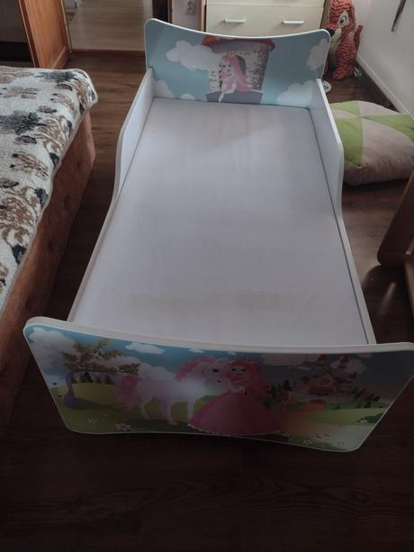 Posteľ princezná, šírka (cm): 80,dĺžka (cm): 160