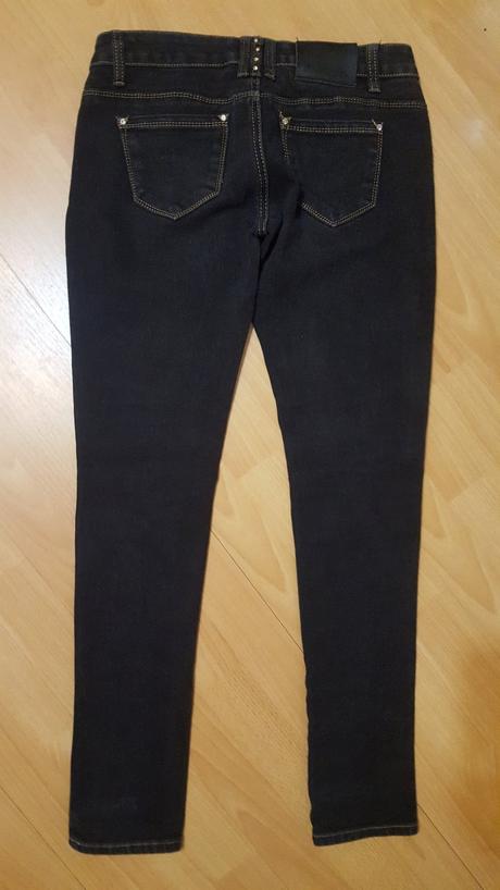 Čierne slim rifle č.40, madonna,40