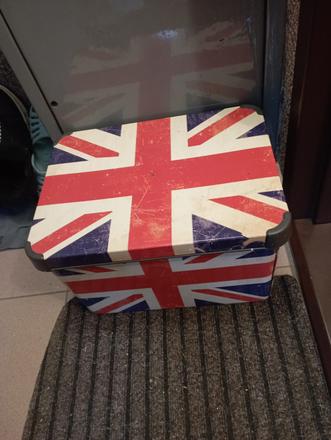 Plastové úložné boxy,