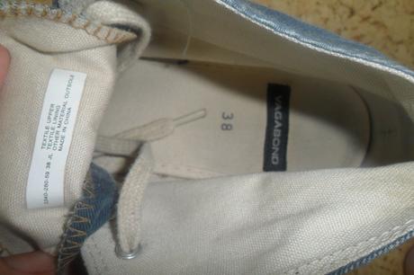 Riflové tenisky - zn. vagabond, vans,38