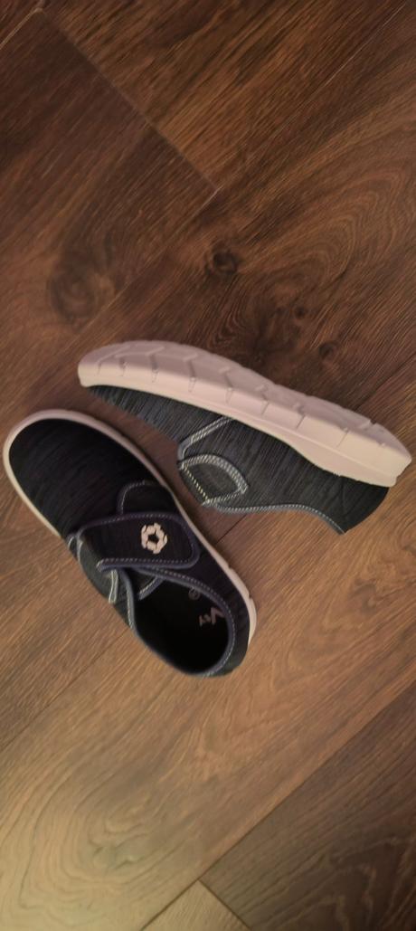 Papuče, deichmann,35