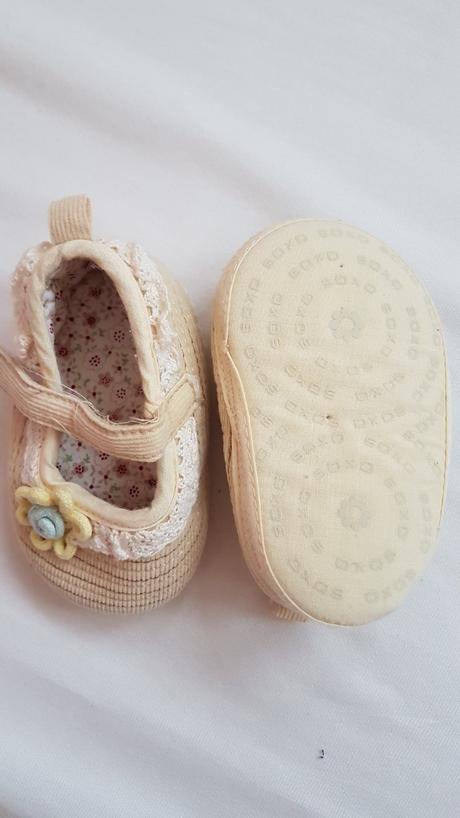 Predám dievčenské capačky zn. soxo, <17