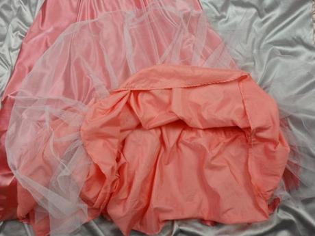 Luxusné staroružové spoločenské šaty, 38