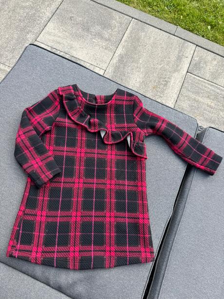 Vianočné šaty, 104