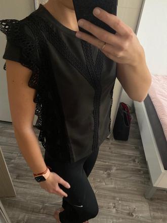 Tričko s volanikmi, s