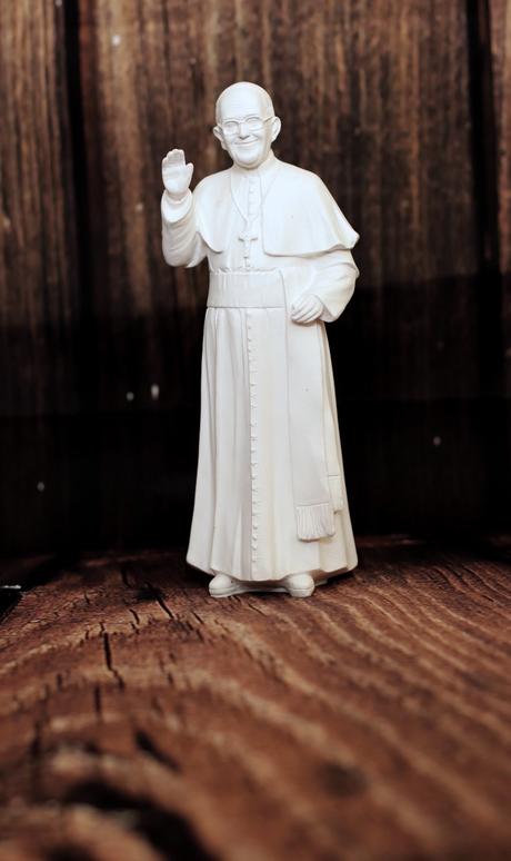 Socha pápeža františka, 