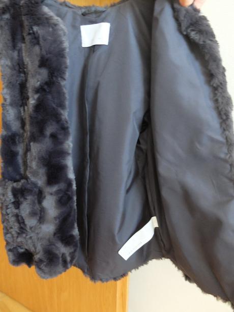 Kožušinová vesta zara 140, zara,140