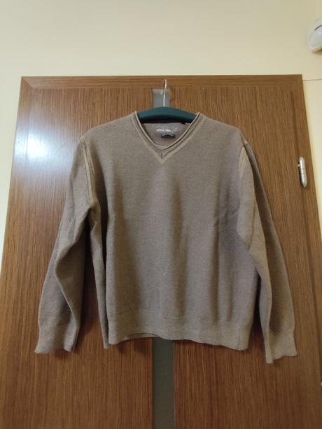 Vlnený pulóver maselli,ideálny na velkosť m, stav, m