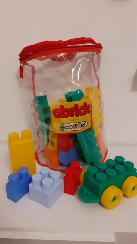 Plastová skladačka, 