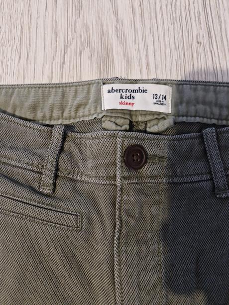 Nohavice, abercrombie&fitch,164