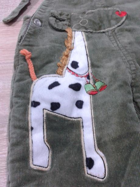 Menčestrove podsite nohavice, 80