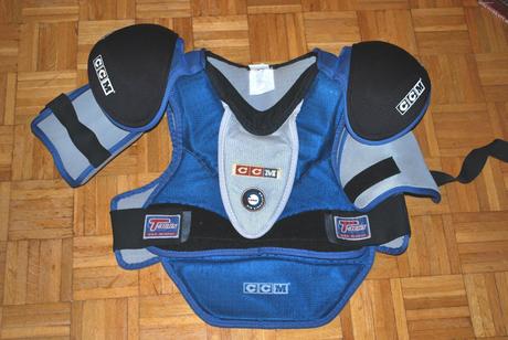 Hokejová výbava - veľkosť xl, 