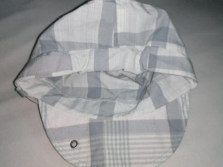 Čapička so šiltom, 50