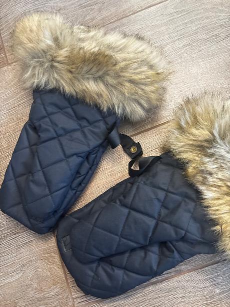 Bjallra fusak a rukavice, bjällra