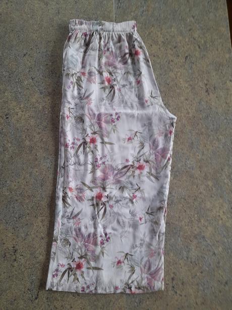 Nohavice veľ.44, 44