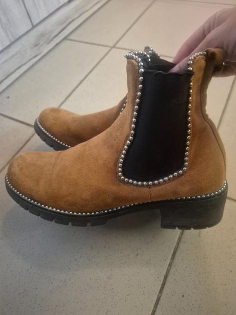 Členkové čižmy, 37