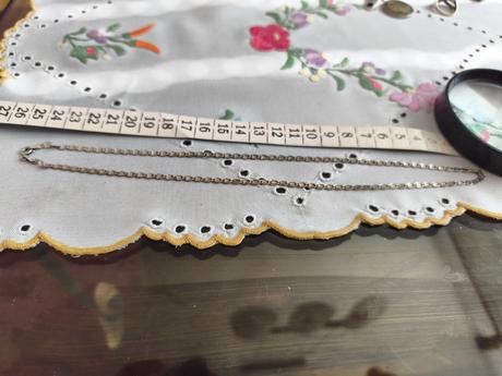 Strieborný náhrdelník, 